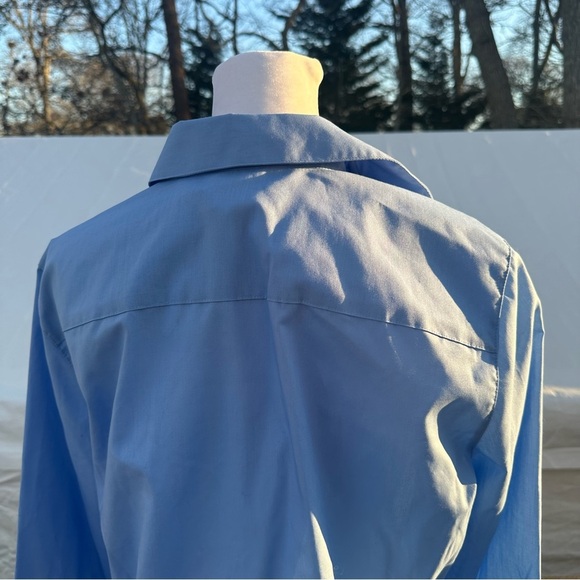 Foxcroft Wrinkle Free Light Blue Button-Up Shirt 8 NWT - Picture 10 of 13